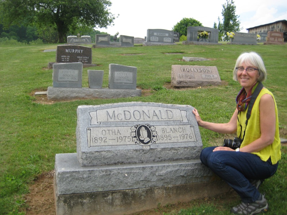 McDonald sister grave 002 with Susan Feller